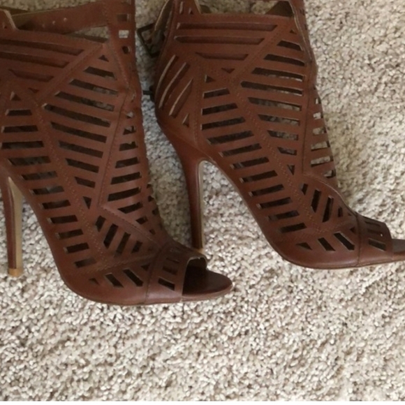 Chelsea And ZOE BOOTIE SANDAL - Picture 6 of 6